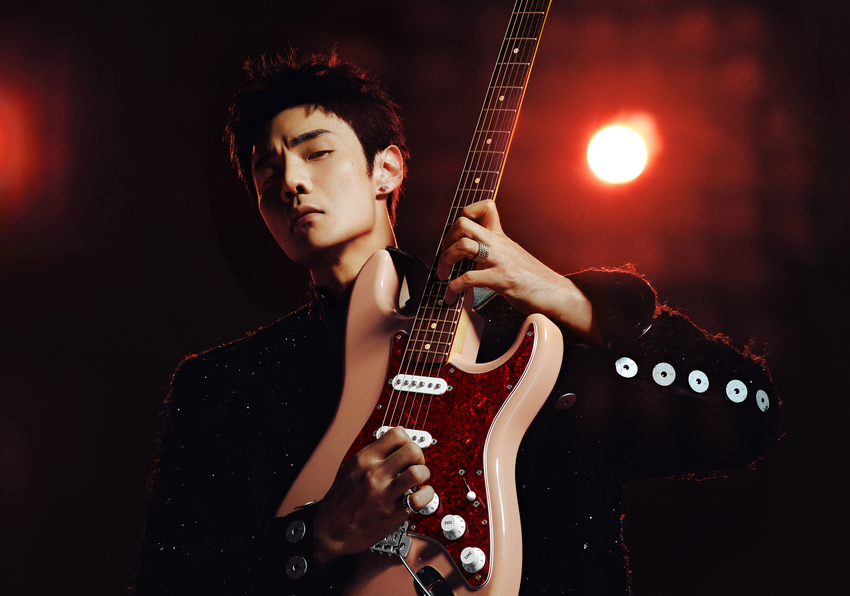 Fender携手华语音乐人李荣浩推出中国大陆首款艺术家签名款Stratocaster®电吉他